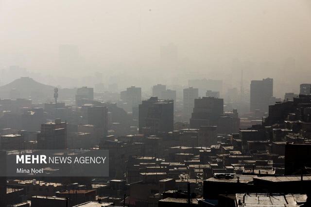 پرده‌ای از دود و آلودگی بر چهره تبریز