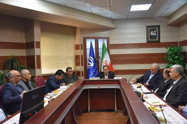 مجرب: جلوگیری از خام‌فروشی زمینه جذب سرمایه‌گذاران را فراهم می‌کند