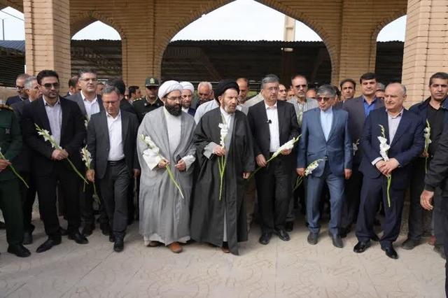 گلزار شهدای رومشکان غبارروبی شد