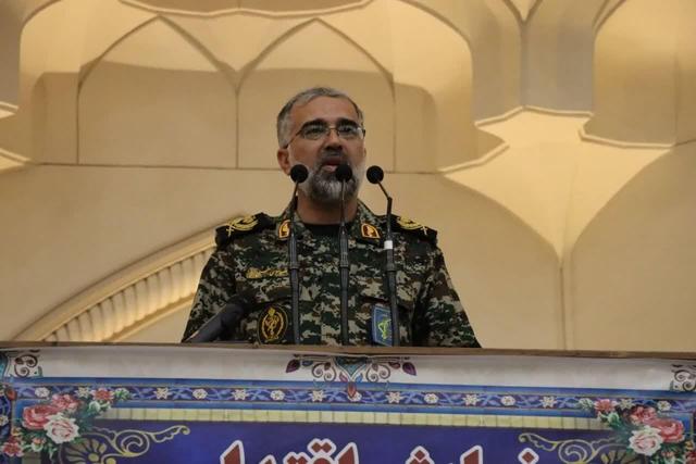 بسیج، مولود انقلاب و تکیه‌گاه همیشگی امنیت و پیشرفت کشور است