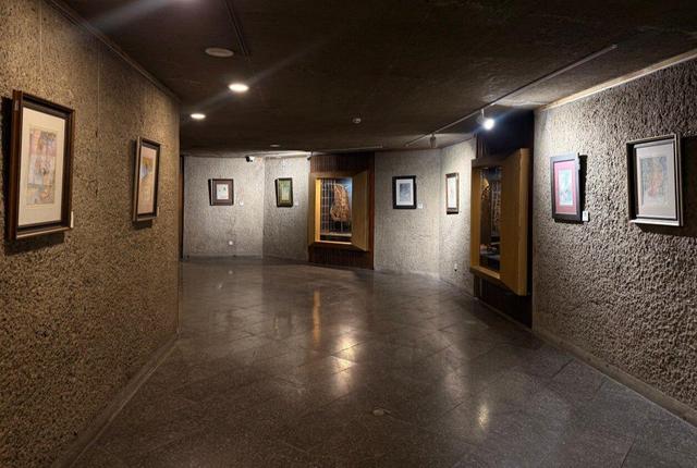 آثار نگارگری محمدباقر آقامیری به برج آزادی رسید