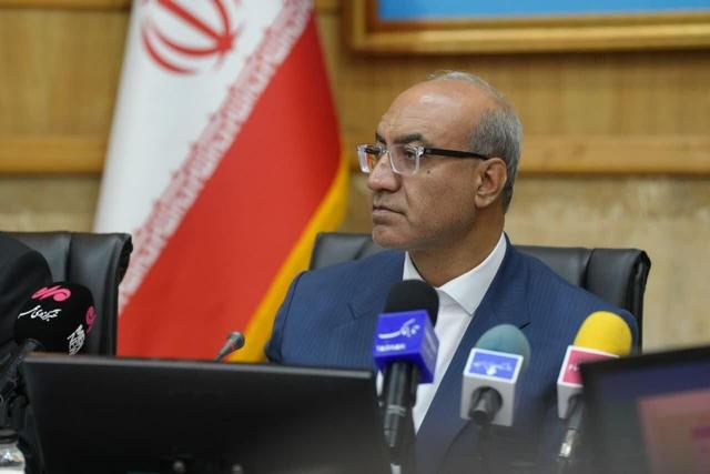 درخواست استاندار برای تکمیل طرح‌های نفت و پتروشیمی کرمانشاه