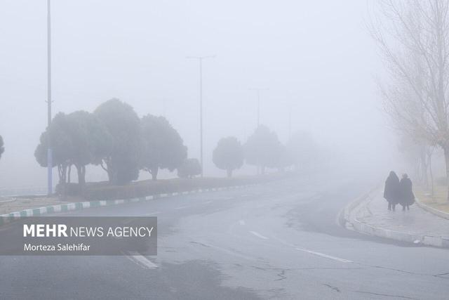 گیلان مه آلود می شود؛ رگبار و رعد و برق در برخی نقاط استان