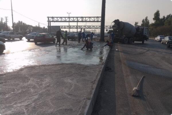 آغاز عملیات بتن‌ریزی جزیره میانی بزرگراه آزادگان منطقه ۱۹ تهران