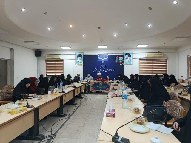 حجت الاسلام شریف تبار: بانوان تبیین‌کننده گفتمان پیشرفت انقلاب هستند