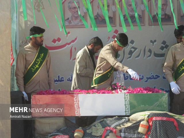 جلوه‌هایی از مراسم باشکوه تشییع شهید گمنام در چابهار