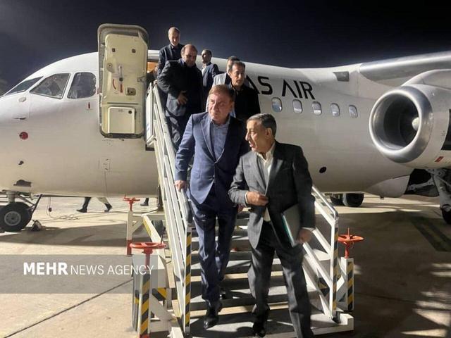 معاون رئیس جمهور وارد بوشهر شد