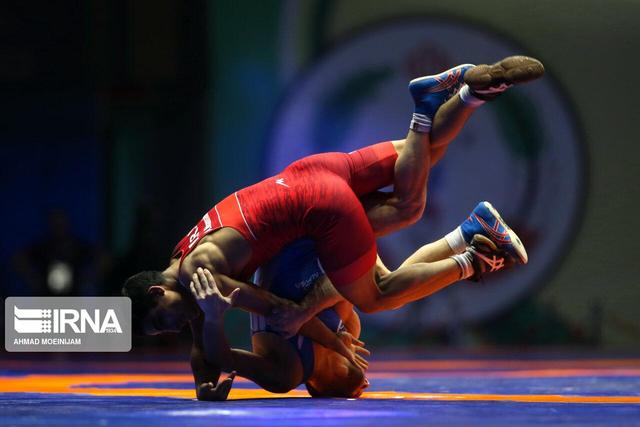 غیبت نامداران کشتی در انتخابی همدان؛ قهرمان جهان تغییر وزن داد