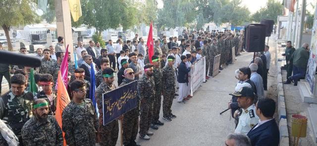 فرمانده بسیج گتوند: بسیج، فرمول قدرت‌سازی و بن‌بست‌ شکنی را در دنیا ترویج داد