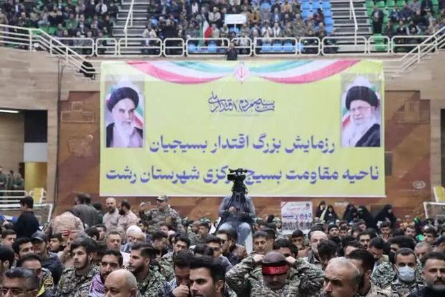 استاندار گیلان: بسیج نقش کلیدی در تولید سرمایه اجتماعی دارد