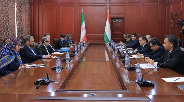 روایت تخت‌روانچی از سفر به تاجیکستان؛ تاکید بر تقویت روابط بر مبنای اشتراکات فرهنگی