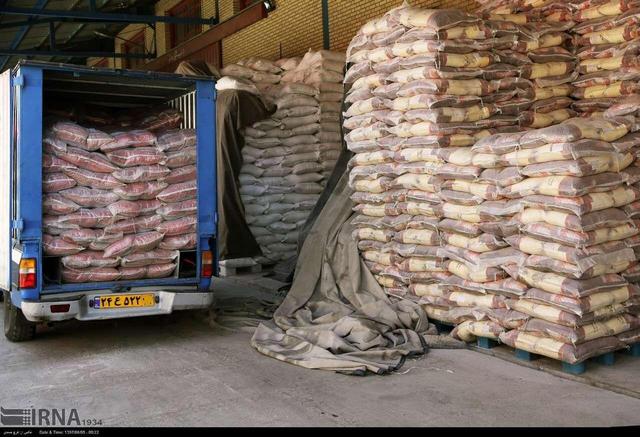 آغاز ورود محمولههای برنج و کالاهای اساسی از گمرک مرزی میرجاوه