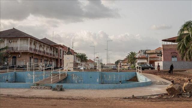 ارتش گینه بیسائو رئیس جمهور این کشور را بازداشت کرد