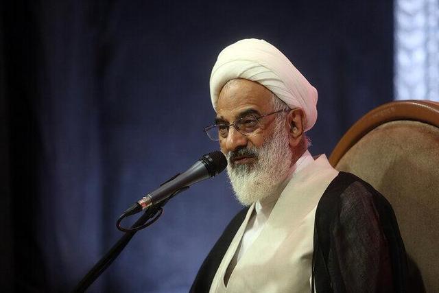 حاجی صادقی: طلاب و دانشجویان بسیجی باید پرچم‌دار جنگ ادراکی باشند