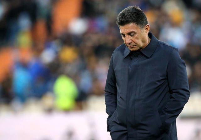 آقای قلعه‌نویی! فقط وعده می‌فروشی!