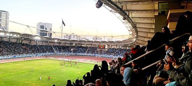 زنان مشهدی طلسم‌شکنی کردند و پا به وزرشگاه امام رضا (ع) گذاشتند +ویدیو