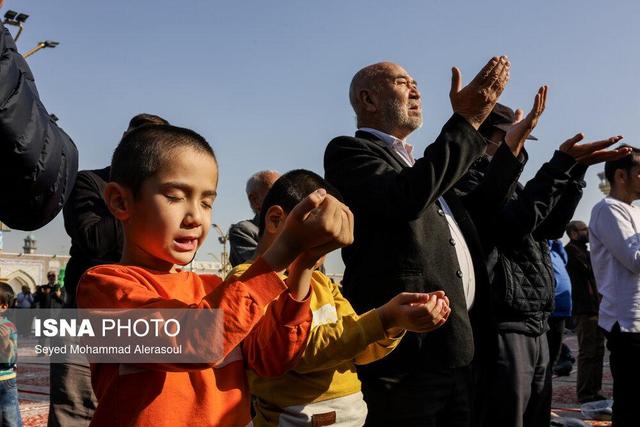 اقامه نماز باران در حرم مطهر رضوی