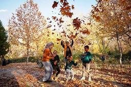 سومین جشن برگ‌ریزان هگمتانه