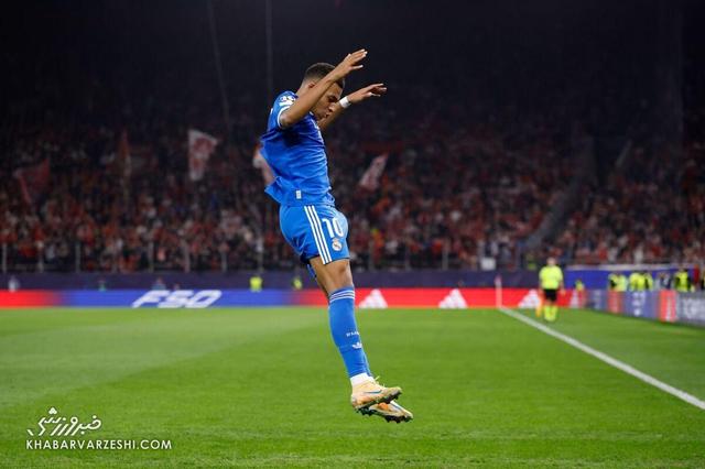 شب جادویی کیلیان امباپه؛ این ستاره پشت هم رکورد می‌شکند!