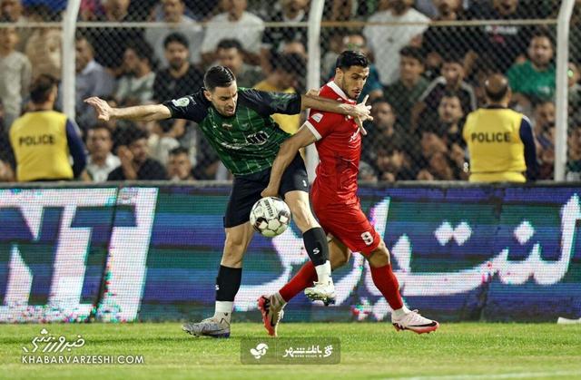 ستاره‌های پرسپولیس و استقلال در آستانه محرومیت دربی