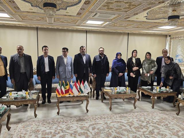 راه مقابله با ایران‌ هراسی توسعه گردشگری داخلی است