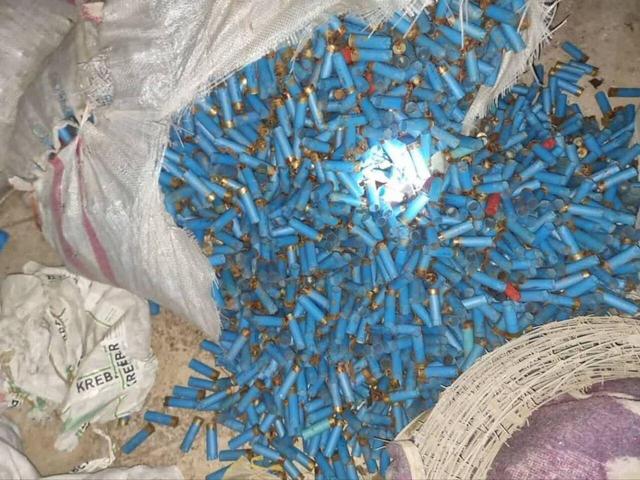 کشف کارگاه غیرمجاز تولید مهمات سلاح شکاری در شادگان