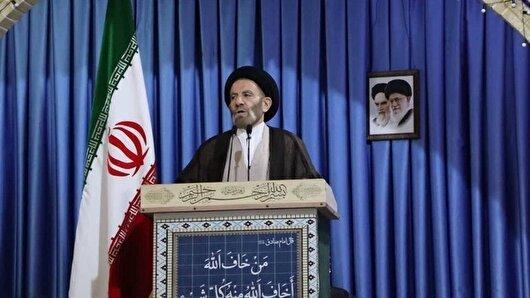 امام جمعه خرمآباد: بسیج نماد شور، شعور و خدمت بیوقفه به مردم است