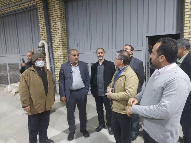 بازدید اعضای کمیسیون کشاورزی از گلخانه ۳۰ هکتاری هیدروپونیک قم / توقف تولید بهدلیل عدم تأمین سرمایه در گردش