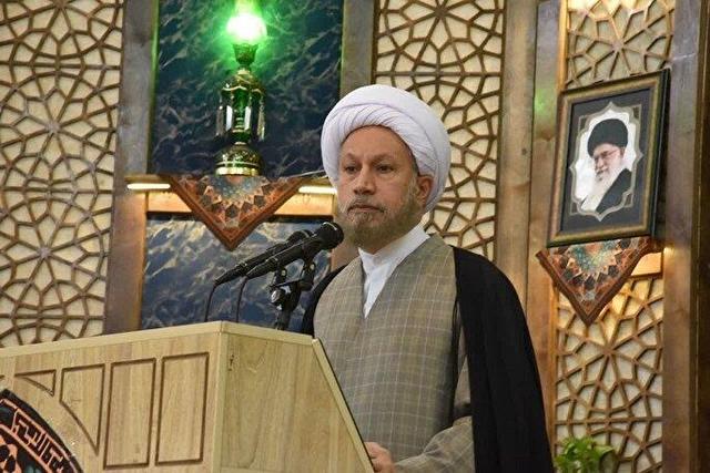 جشنواره لباس فجر برگزار شود