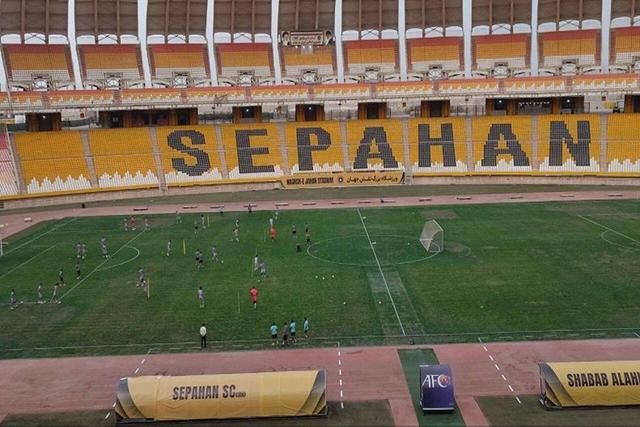 استراتژی «چمن سه‌گانه فصلی» سپاهان؛ نوآوری تازه برای تضمین کیفیت زمین در تمام سال