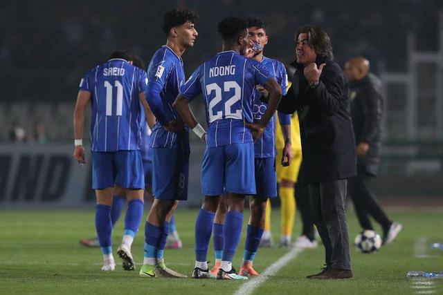 مهاجمی میخواهیم که از ۳ موقعیت، ۲ گل بزند/ باید مثل عربستانیها بازیکن بزرگ خارجی جذب کنیم/ مصدومیت مونیر بدترین اتفاق بود