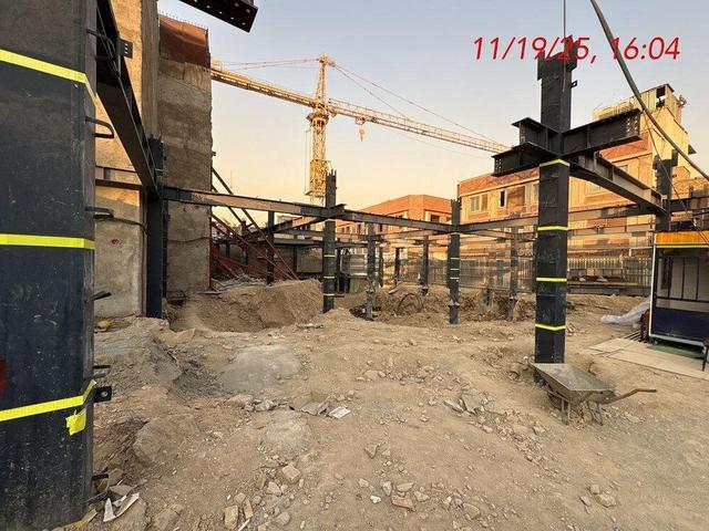 دم خروس میراث تهران در حریم کاخ گلستان بیرون زد