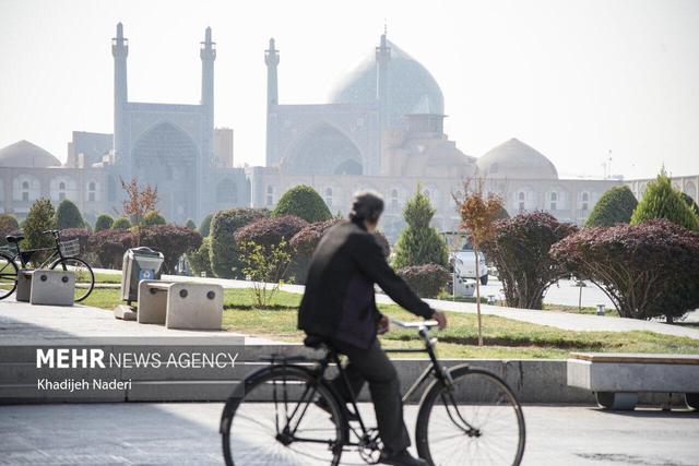 وضعیت هوای اصفهان همچنان قرمز است