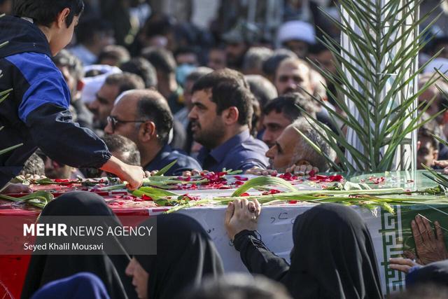 پیکر شهید ۲۱ ساله گمنام دفاع مقدس در اهواز تشییع شد