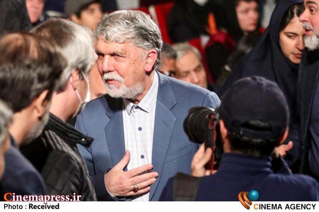 بخش بزرگی از «هویت فرهنگی» ما در «ادبیات» و «شعر» نهفته است/ «وزیران ایرانی» در طول تاریخ به حفظ آن اهتمام داشته‌اند