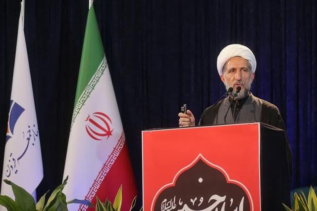 امام جمعه قزوین: رمز اقتدار ملی اتحاد و پرهیز از اختلافات است