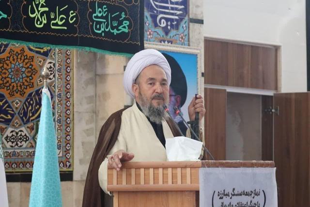 امام جمعه شاهین‌دژ: پیروزی ایران در مقابل دشمنان نتیجه تفکر بسیجی است