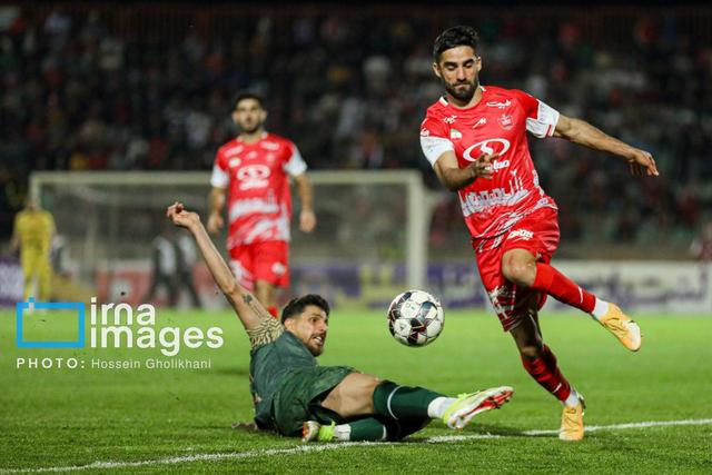 توقف پرسپولیس مقابل شمس‌آذر در نیمه نخست