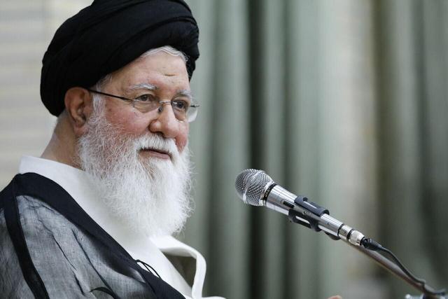 علم‌الهدی از رابطه حمله دشمن و بی‌حجابی گفت/ دشمن مثل سگ هار است!