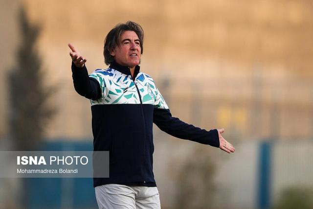 ساپینتو: نباید به پرسپولیس هدیه می‌دادند/ نمی‌خواهند ما موفق شویم