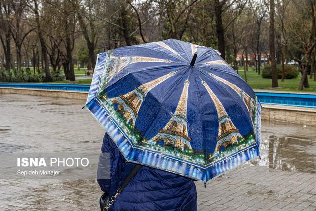 آغاز بارش‌ها از دوشنبه در کشور/ آلودگی قابل توجه هوای برخی کلانشهرها