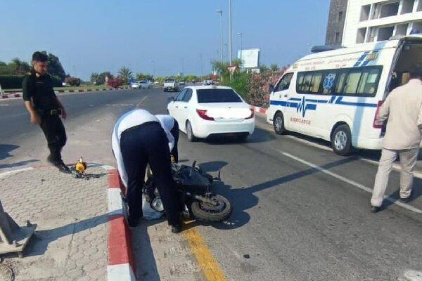 لغزندگی خیابان در کیش حادثهساز شد؛ سانحه زنجیرهای ۸ موتورسیکلت با چند مصدوم