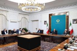 در زمینه حجاب و عفاف باید الگوهای مناسب به جامعه معرفی شوند