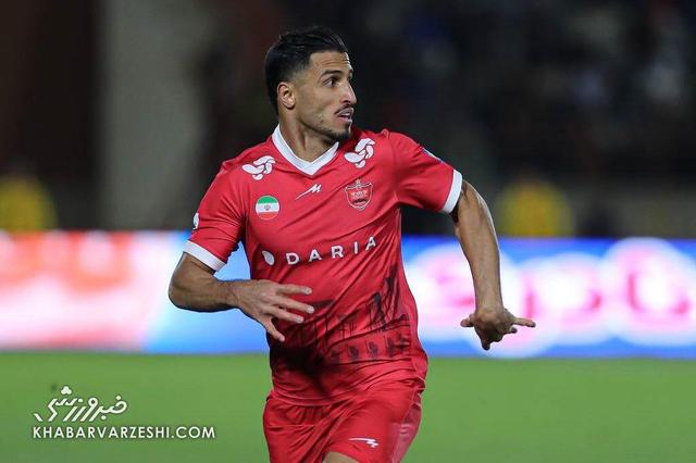 شب خوش علیپور در قزوین؛ ستاره پرسپولیس سوپرمن را رد کرد