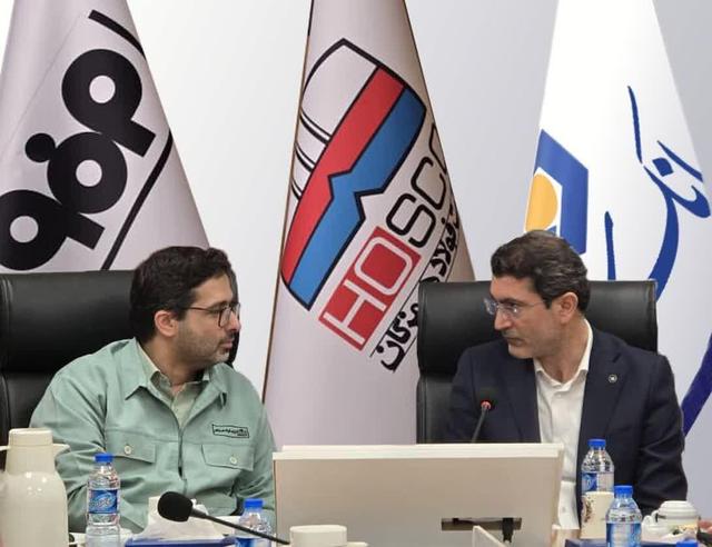 تاکید بر توسعه همکاری‌های بانک سینا و فولاد هرمزگان