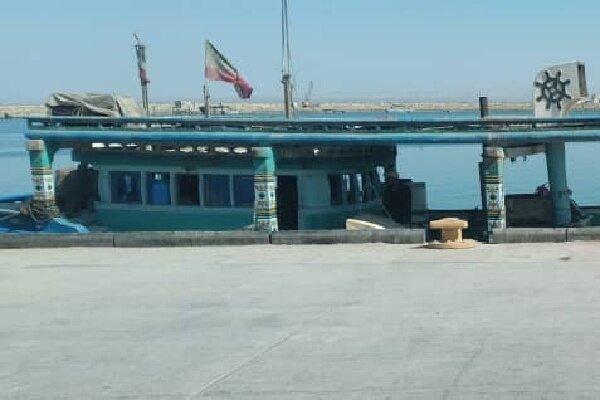 ۲ فروند شناور حامل سوخت قاچاق در آب‌های خلیج فارس توقیف شد