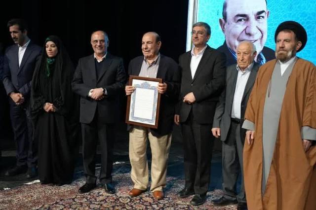 آئین تجلیل از پروفسور «سکندر امان‌اللهی بهاروند» برگزار شد