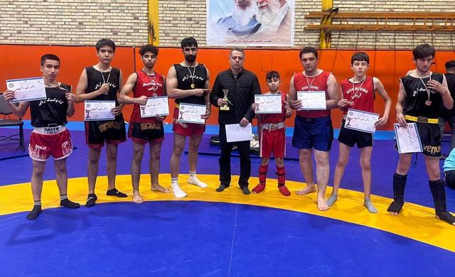 ۴ طلا، ۱ نقره و ۵ برنز حاصل کیک بوکسورهای تبریزی در مسابقات استانی