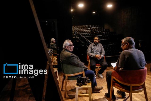 چگونه دوربین احترام خود را از دست داد؟/مردم با دمپایی به سینما آمدند