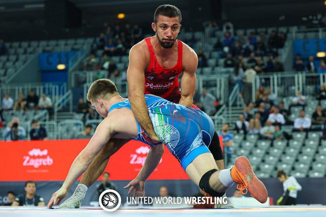 جدال مرد یخی در وزن ۷۷ کیلوگرم